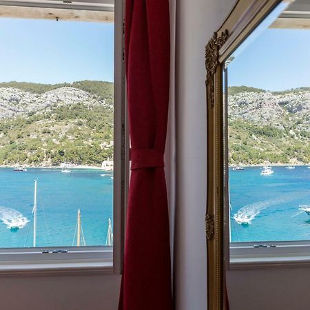 Apartment Riva 5 Komiža Exteriér fotografie