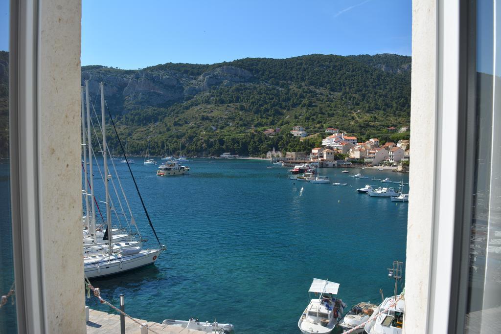 Apartment Riva 5 Komiža Exteriér fotografie