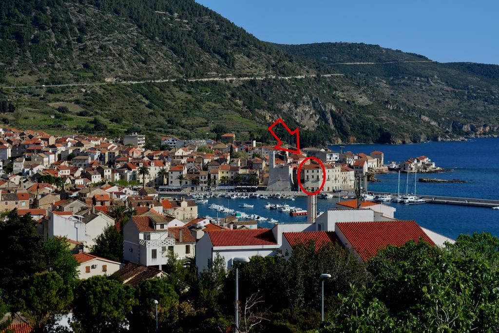 Apartment Riva 5 Komiža Exteriér fotografie