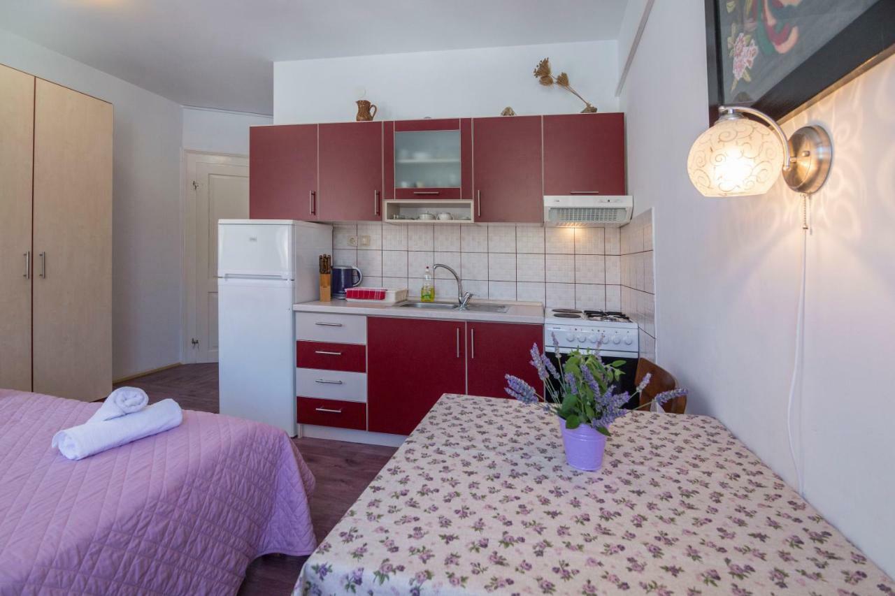 Apartment Riva 5 Komiža Exteriér fotografie