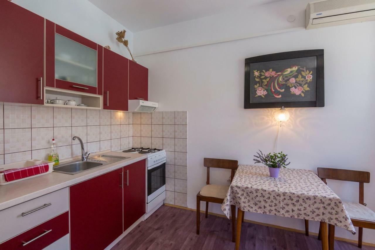 Apartment Riva 5 Komiža Exteriér fotografie