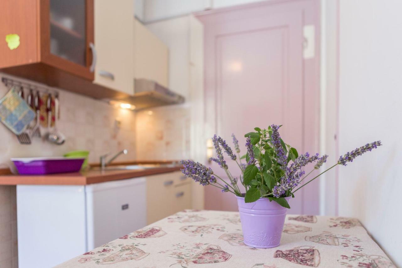 Apartment Riva 5 Komiža Exteriér fotografie